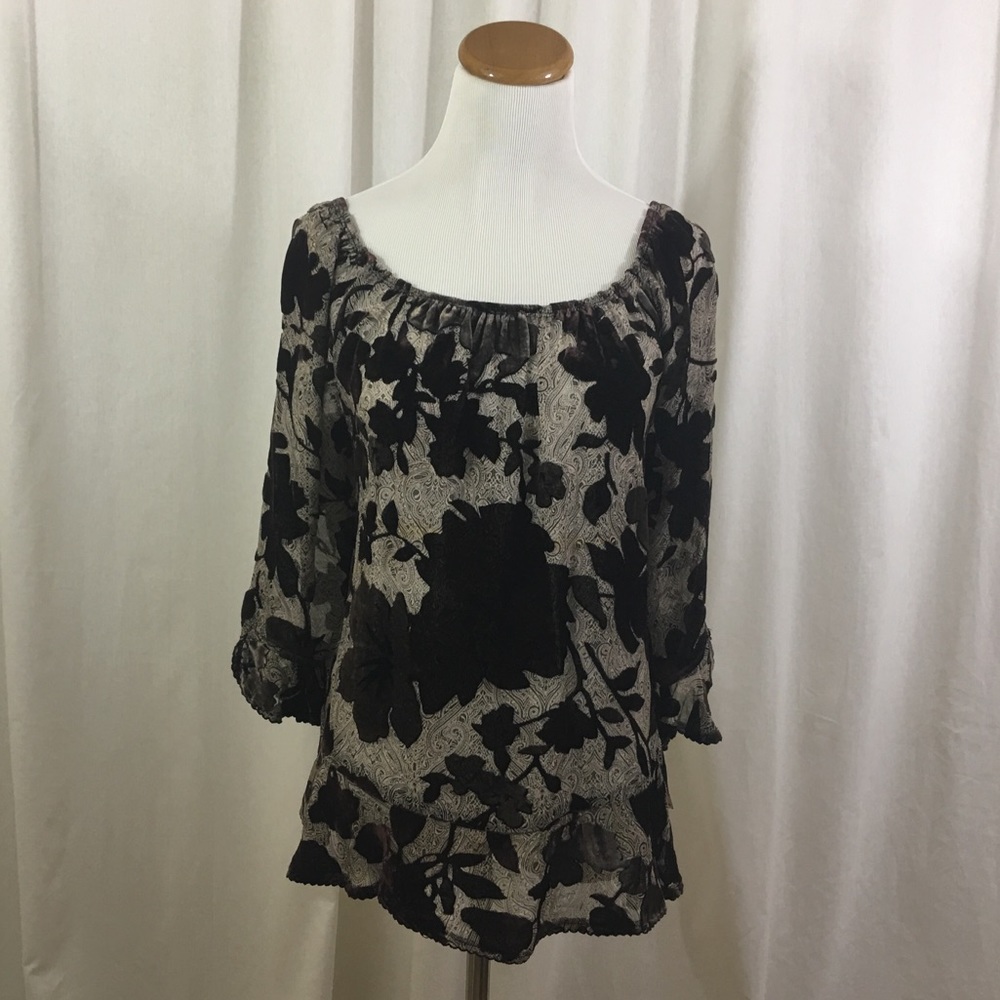 Democracy Semi Sheer Velvet Peasant Top-Large-NWT